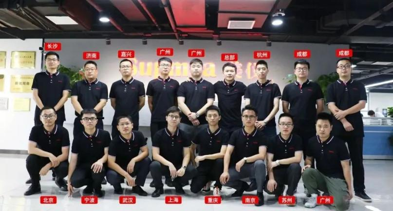 為了離你更近，才有了這張“新”合影